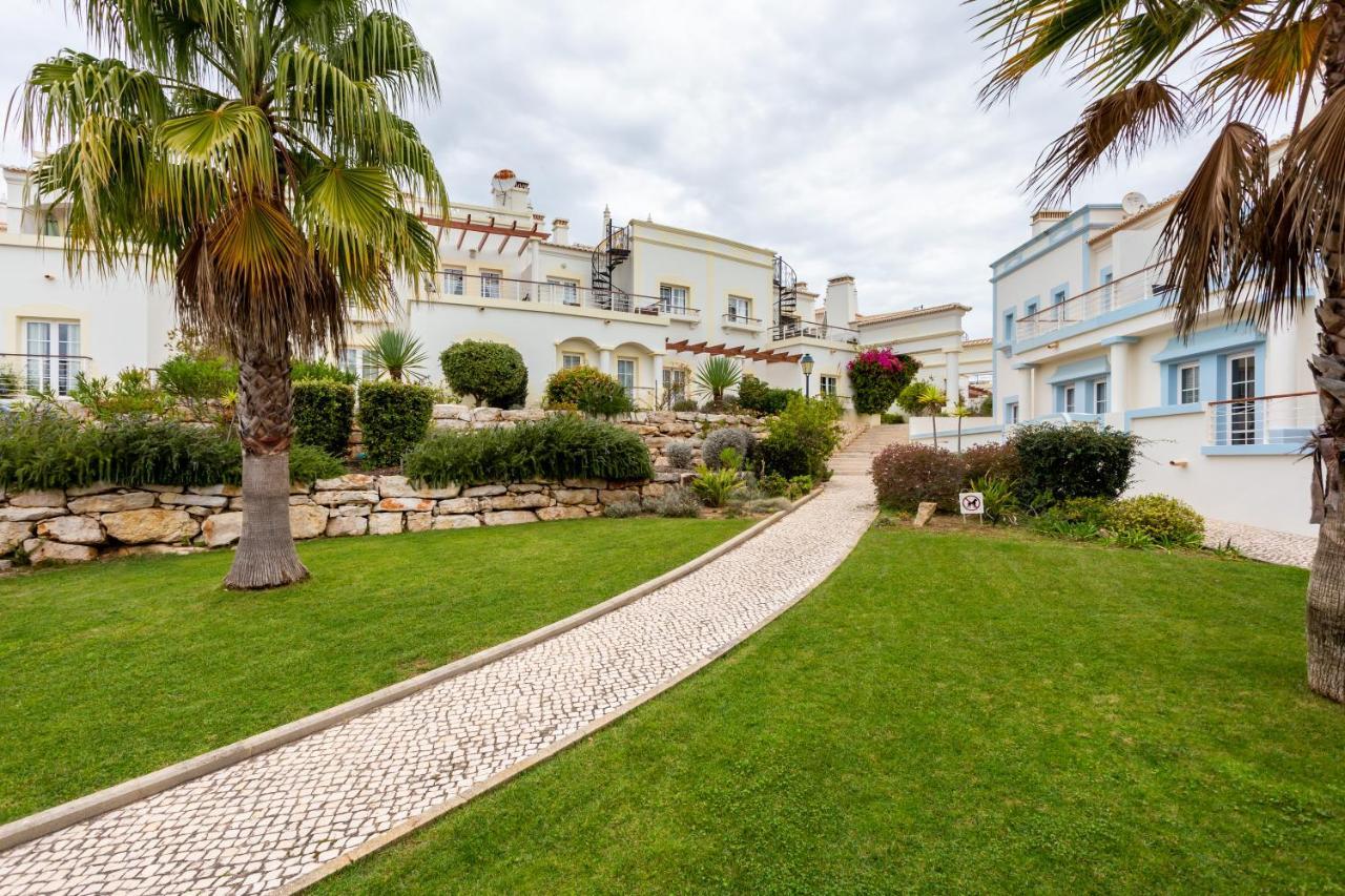 Qev - Santo Antonio Apartment Budens Luaran gambar